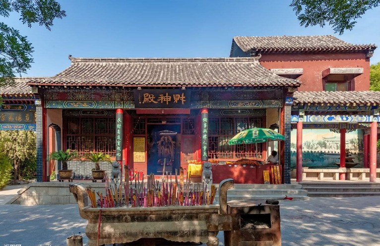 金昶泰機(jī)械18028192316（微信）